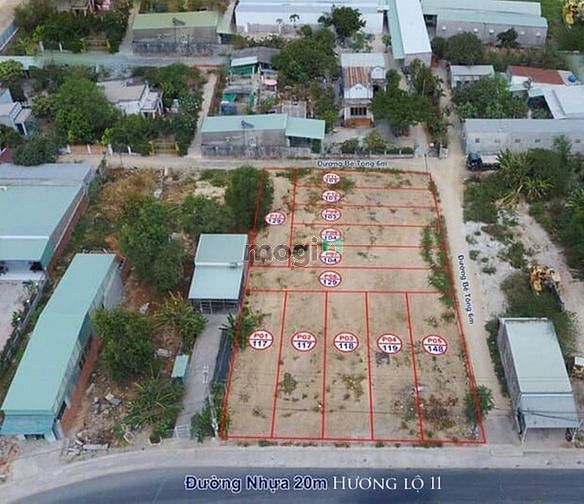 Hình ảnh Bán đất phân lô sổ sẵn BÌNH Chánh