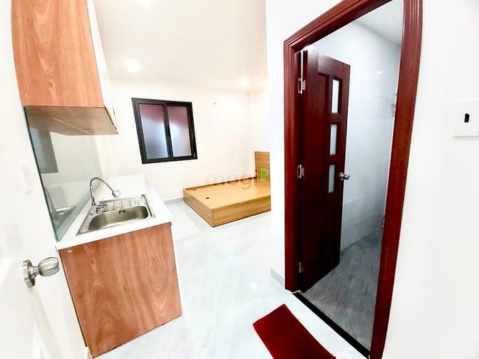 Hình ảnh Mb6623 nạp rút nhanh chóng Studio có ban công lớn, cửa sổ đón nắng cực xinh mới xây 100%