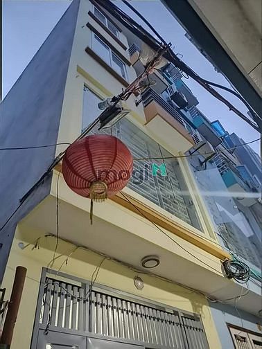 Hình ảnh Bán gấp nhà Phố Trần Cung 40m2x5T, Lô Góc, Ngõ Thông chỉ 3.3 tỷ