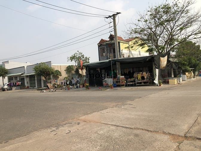 Hình ảnh Đất đường Mỹ Phước, dân đông gần chợ