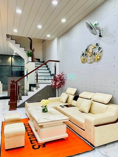 Hình ảnh Bán nhà MT phan văn trị P14 BT 61.1m2 , 2 lầu ST giá 11ty5
