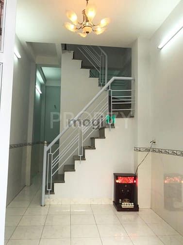 Hình ảnh Nhà hẻm xe máy xây kiên cố phường PLB chỉ 2.3 tỷ