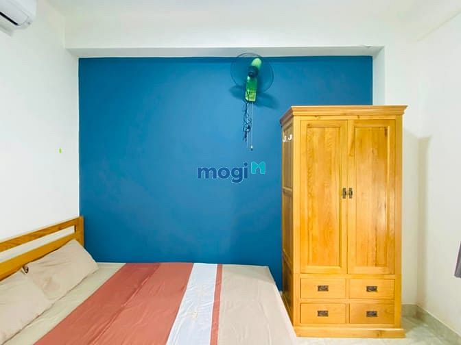 Hình ảnh Bóc tem căn phòng tràn ngập ánh sáng Quận 7