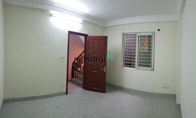 Hình ảnh Sổ đỏ chính chủ Đống Đa – hơn 2 tỷ  5 tầng