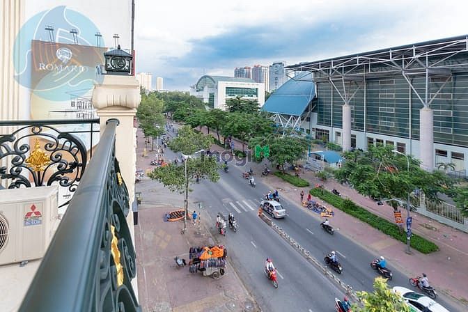 Hình ảnh Phòng 35M2 NT cơ bản, Bacolny, Đại Hạ Giá, ngay Q10