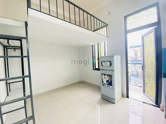 Hình ảnh CHDV_Ban công_Bếp riêng_Cửa sổ lớn thoáng mát_Nội thất cơ bả_Gần TT