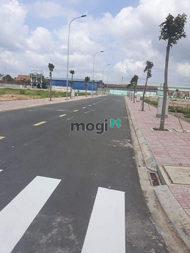 Hình ảnh Mở bán 20 lô đất đối diện KCN Becamex,cặp sát QL13