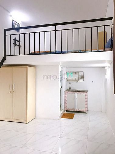 Hình ảnh Cho thuê nhà mới xây Quận 3, có thang máy