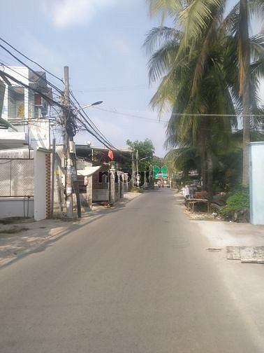 Hình ảnh Nền đất đẹp mặt tiền lộ nhựa thông thương 200m2