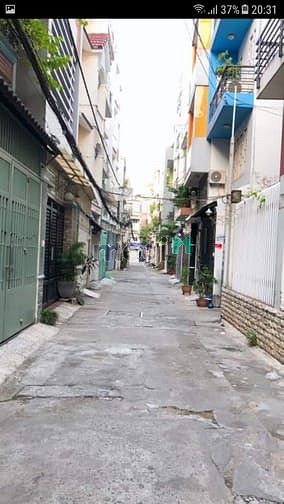 Hình ảnh Phòng dưới trệt, xe dắt vào trong, gần siêu thị nhật