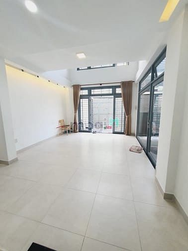Hình ảnh Cho thuê nhà 7/5C Phổ Quang, Phường 2, Tân Bình gần chung cư BOTANIC