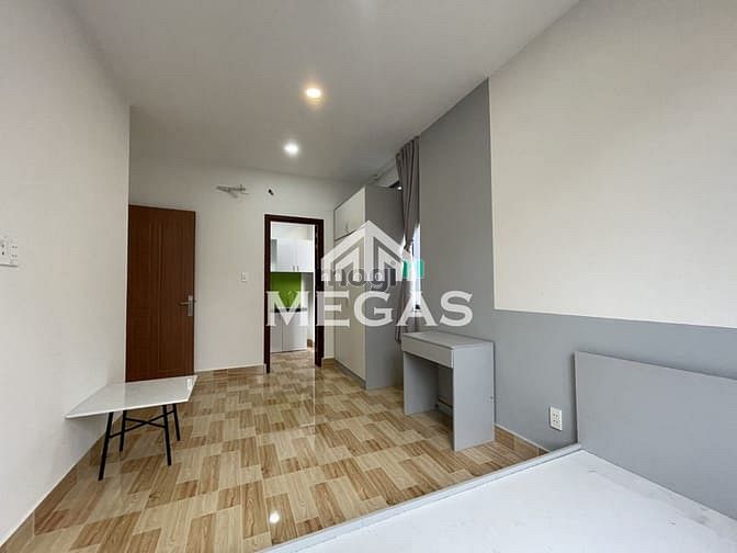 Hình ảnh Căn Hộ Cao Cấp - Phường 13. Quận Tân Bình - Có ban công, thoáng mát