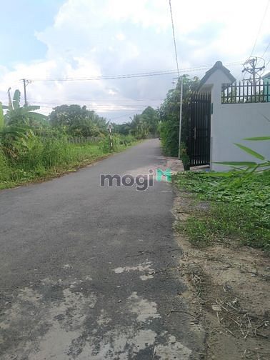 Hình ảnh Cần bán lô đất mặt tiền đường giá rẻ