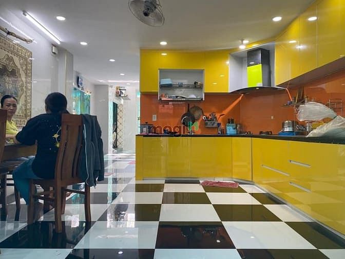 Hình ảnh Phan Văn Trị, cách HXH 4 căn nhà, 38m2, hẻm sạch, văn minh, chỉ 4 tỷ 1