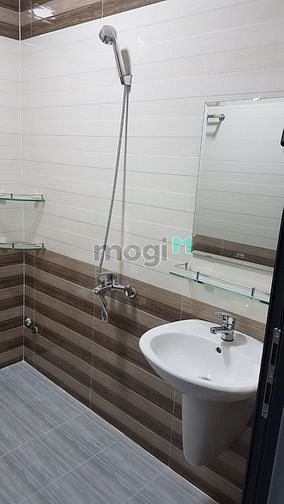 Hình ảnh Cho thuê nhà 418/2A Võ Văn Tần, Phường 5, Quận 3