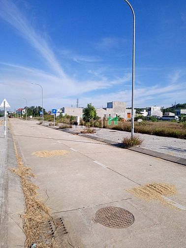 Hình ảnh Tin sốc ! Bán đất biệt thự khu tái định cư đối diện Ga Trì Bình