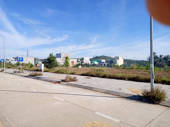 Hình ảnh Tin sốc ! Bán đất biệt thự khu tái định cư đối diện Ga Trì Bình