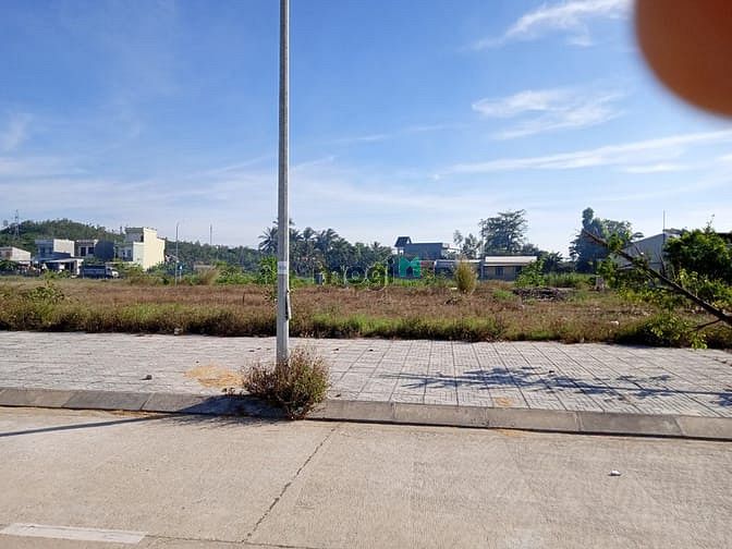 Hình ảnh Tin sốc ! Bán đất biệt thự khu tái định cư đối diện Ga Trì Bình