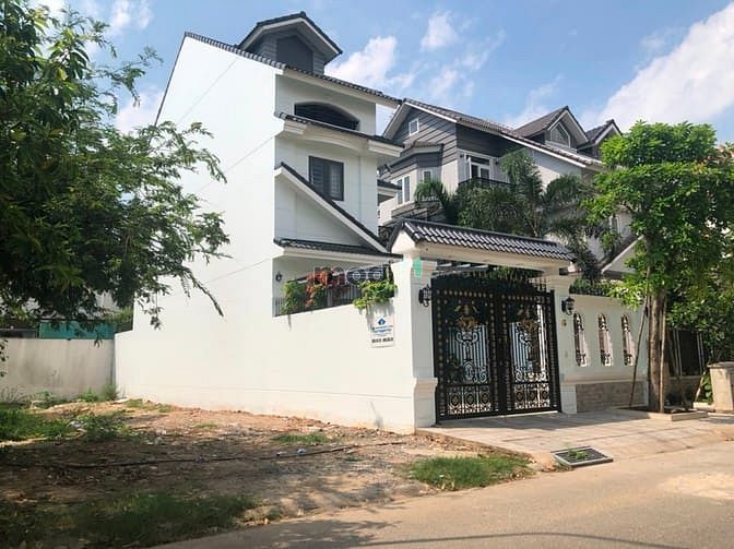 Hình ảnh HUNGVILAND BÁN GẤP 2 lô biệt thự song lập Khang Điền chỉ 58 -60tr/m2