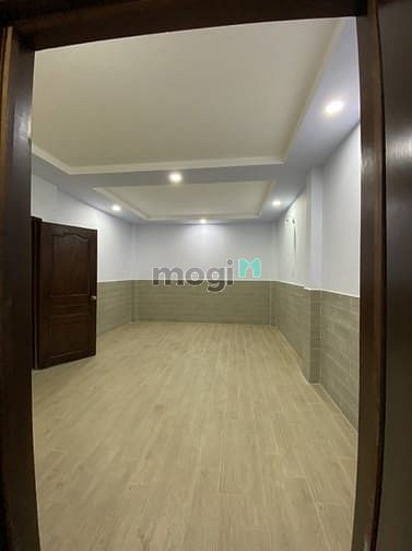 Hình ảnh Cho thuê CHDV mới 100% cực kì thoáng mát ngay trung tâm