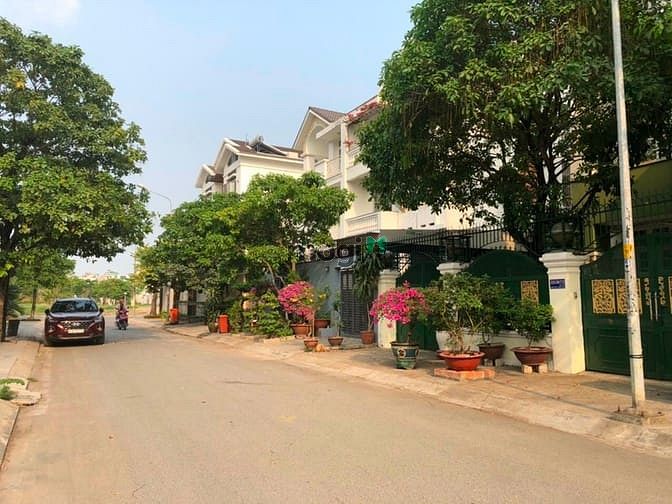 Hình ảnh BÁN GẤP Đất 10mx200m đường 16m Đặng Thuỳ Trâm, Bình Thạnh, Giá tốt