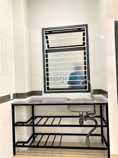 Hình ảnh Còn phòng trọ có Gác,Mới 100%, có Ban Công, có  ML giáp Tân Phú