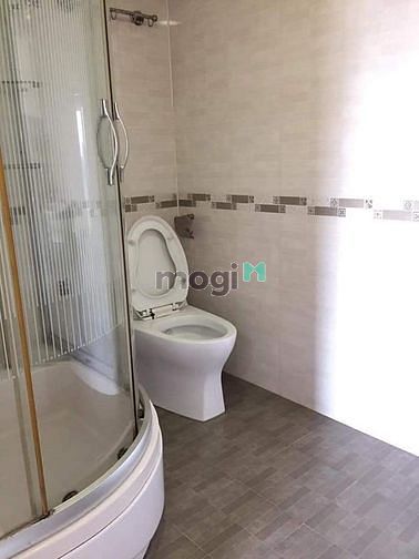 Hình ảnh Cho thuê Trang Chủ MB66.COM / Đăng Ký Tặng 66K Vạn Đô, quận 4 🏫100m2 3pn 2wc full nội thất