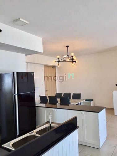Hình ảnh Cho thuê chung cư Riviera Point, 2PN - 2WC lầu cao đầy đủ nội thất.