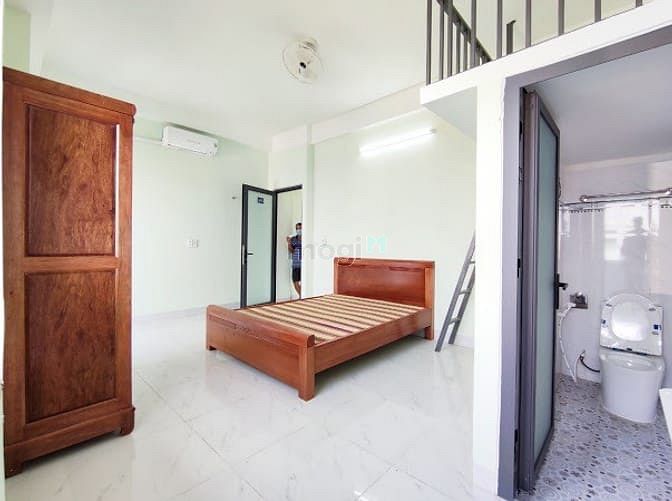 Hình ảnh Cho thuê loại phòng studio có gác lửng_ gần ETOWN 2