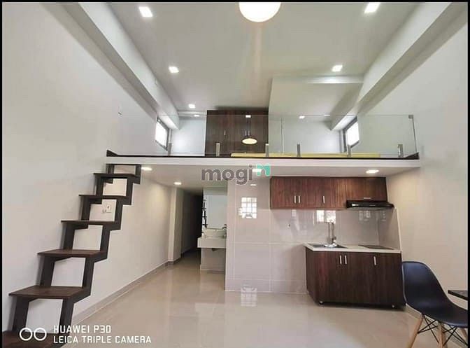 Hình ảnh Căm hộ dịch vụ ban công rộng trung tâm quận 7