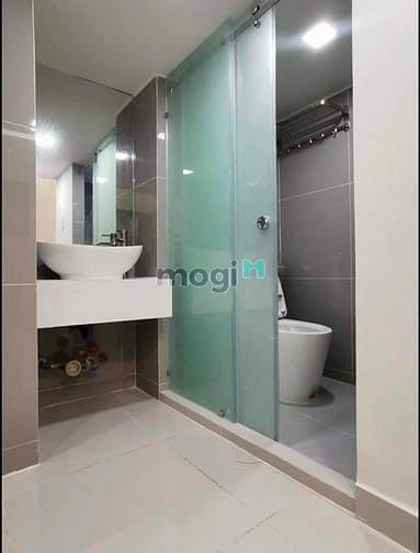 Hình ảnh Căm hộ dịch vụ ban công rộng trung tâm quận 7