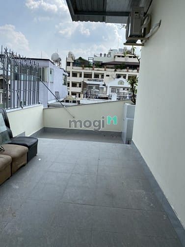 Hình ảnh Cho thuê CHDV 30m2 có ban công đường Nguyễn Đình Chiểu