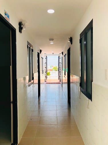 Hình ảnh Phòng trống 21m2, máy lạnh, đường Lê Đức Thọ