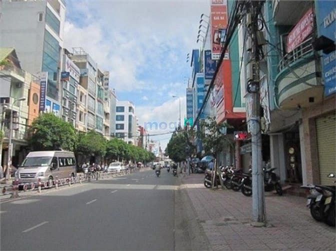 Hình ảnh Bán nhà có hđ thuê 10tr/thg q4