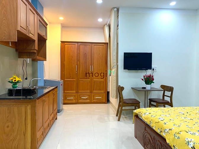Hình ảnh Mb6623 nạp rút nhanh chóng mới xây full nội thất cao cấp, bacony thoáng mát Quận 10