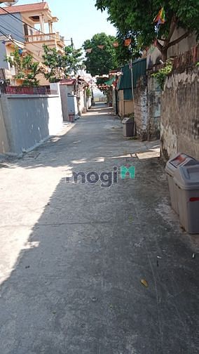Hình ảnh Vị trí đất cực kỳ thoáng mát, khuôn đất vuông vắn. Diện tích 92m2
