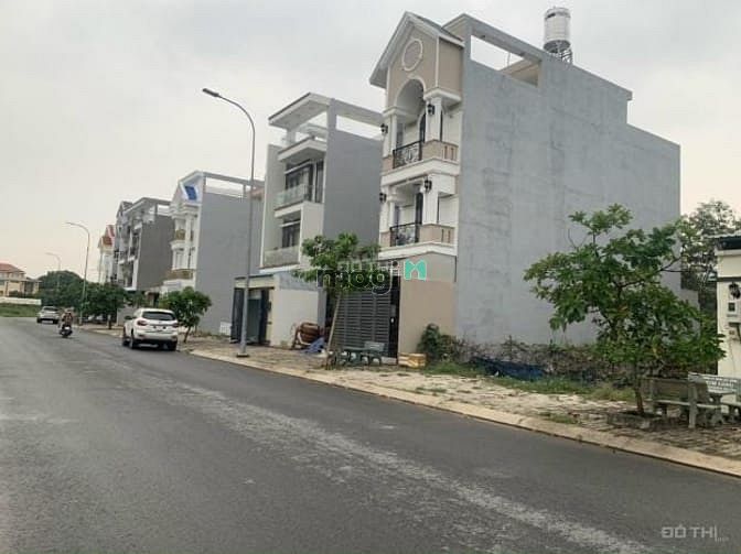 Hình ảnh Tôi chính chủ cần bán gắp 3 nền thổ cư liền kề AEON Bình tân. TPHCM
