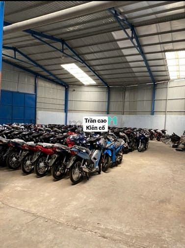 Hình ảnh Kho xưởng mặt tiền đường Hồ Văn Long, 2900m2, Cont 24/24