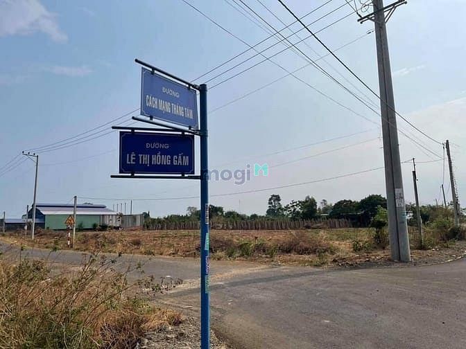 Hình ảnh Chính chủ bán lô đất trung tâm Thị Trấn Đất Đỏ, Bà Rịa. Liền kề KCN