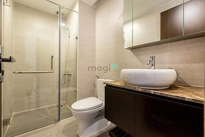 Hình ảnh 🥝Cho thuê #Goldview 🍓 2 phòng ngủ, 2 toilet. Full nội thất.