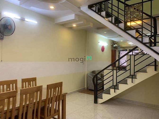 Hình ảnh Bán nhà Hoàng Văn Thụ p4 Tân Bình 45m2 chỉ 5 tỷ 75.