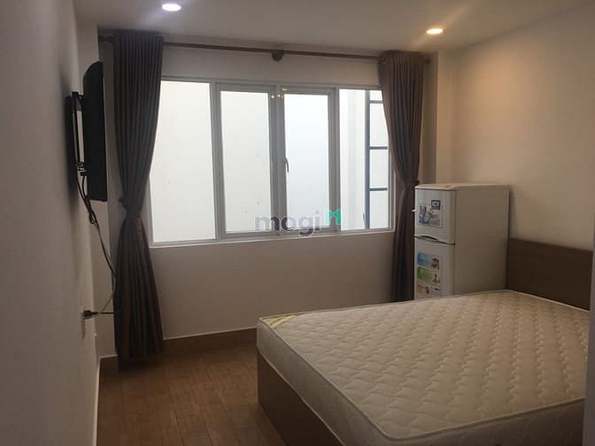 Hình ảnh Cho thuê nhà Mới 239A Trần Hưng Đạo, Quận 1