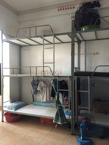 Hình ảnh KTX Bình Thạnh. Máy lạnh, tủ đồ 700k