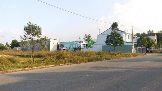 Hình ảnh Cần bán Gấp 300m2 đất MT KCN, dân đông, sổ riêng, tc 100%, Giá 1,7 tỷ