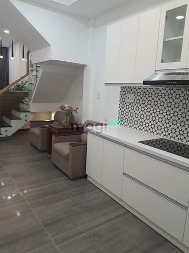Hình ảnh GÒ VẤP- lê lai -P3-76M2 -HL - 4 tầng- chỉ 5.85 tỷ.
