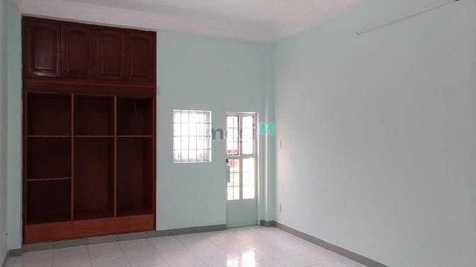 Hình ảnh Cho thuê nhà mặt tiền 222 Cộng Hòa,P12,Tân Bình.