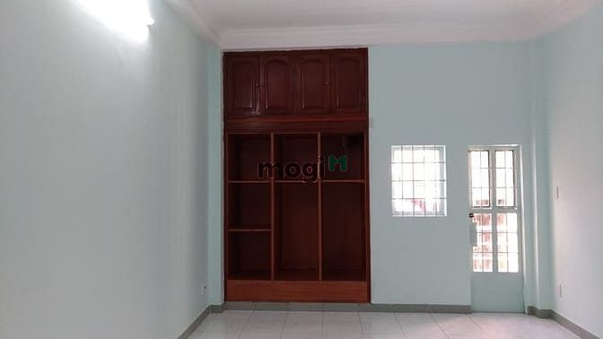 Hình ảnh Cho thuê nhà mặt tiền 222 Cộng Hòa,P12,Tân Bình.