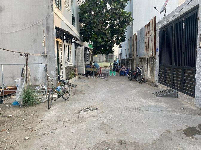 Hình ảnh Bán lô đất Đường số 2 Long Trường, KDC hiện hữu. Gần sông. SHR.