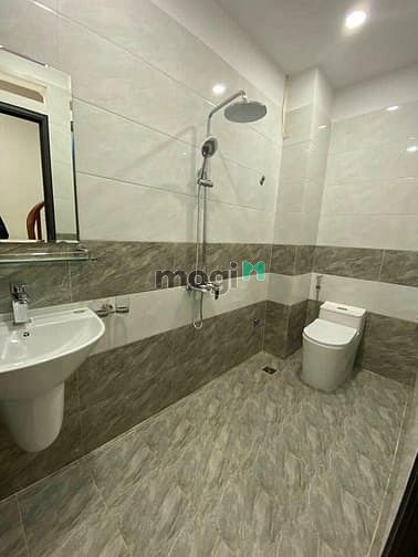 Hình ảnh Bán nhà 32m2 phân lô đẹp long lanh