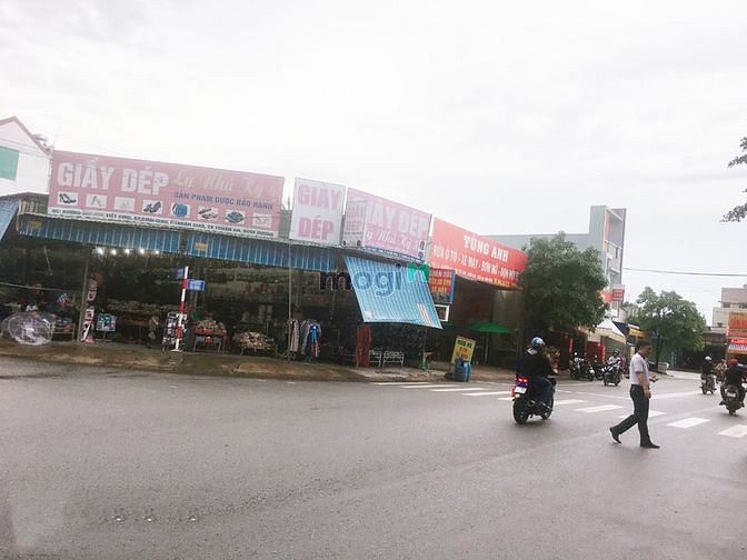 Hình ảnh Đất trống 2 góc mặt tiền 10 x 25 gần chợ KDC vietsing cho thuê.